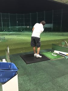 ゴルフの練習に行ってきました。