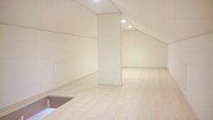 小屋裏収納