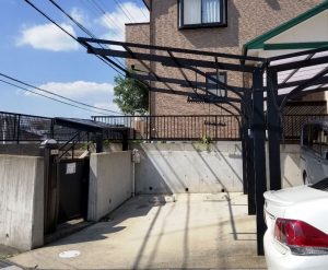 カーポート屋根飛ばされました