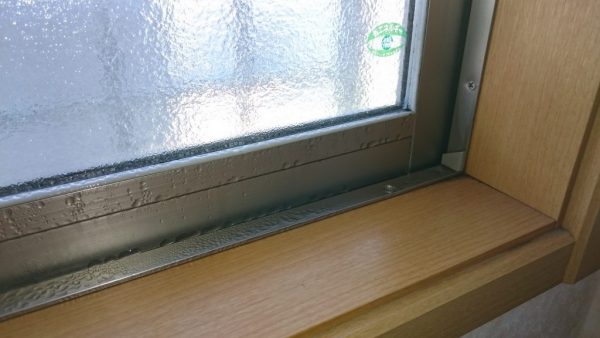 サッシの結露