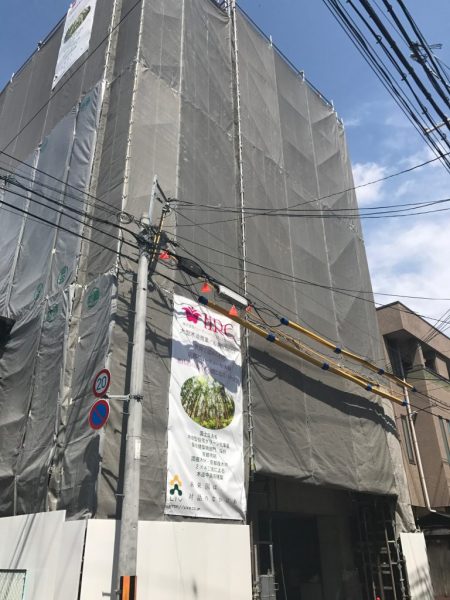 ２×４工法（２×６）の5階建てです！