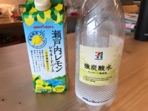 我が家では、『強炭酸水』とレモネードがブームです。