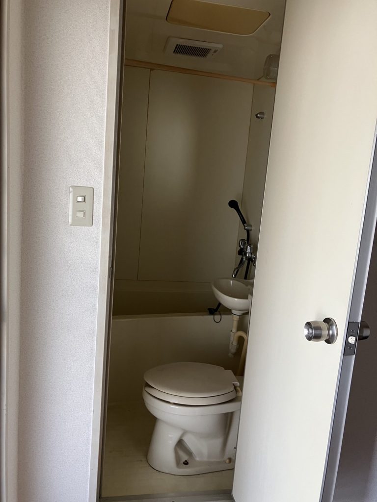 サンシャインハイツ　201号室