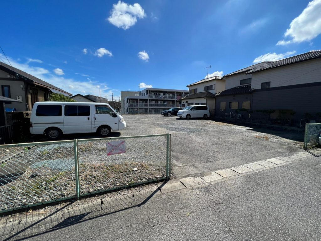 知多市　原　駐車場