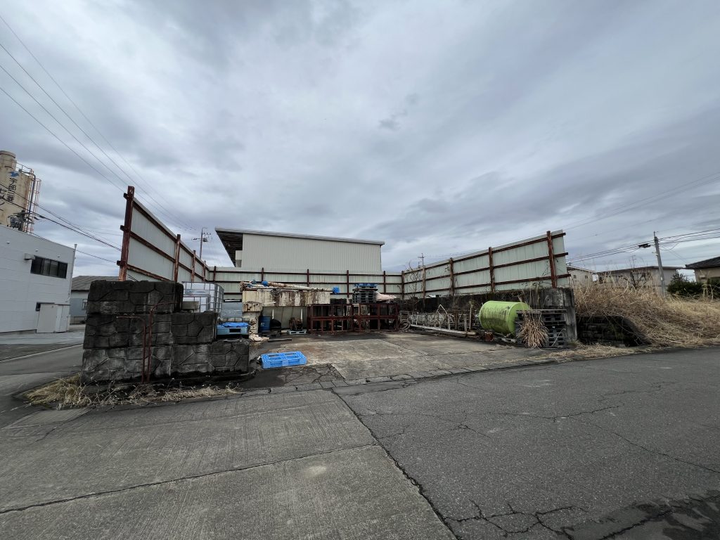岐阜県関市千疋売倉庫