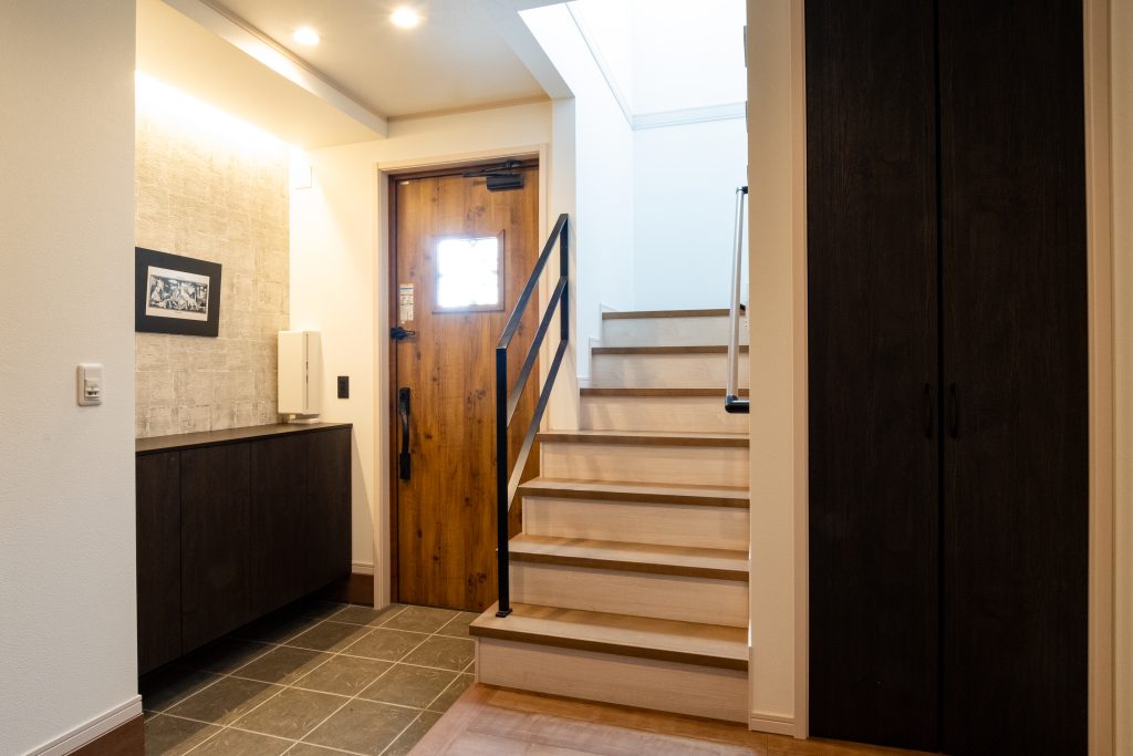 陽が降り積もるガレージハウス｜東海市の詳細画像