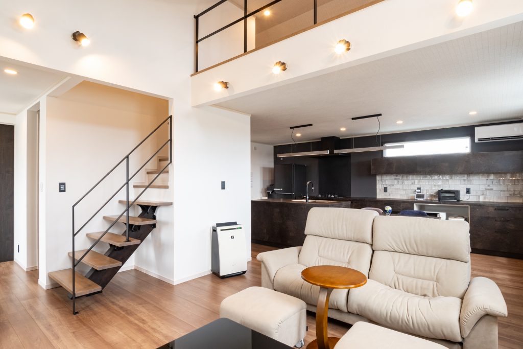 陽が降り積もる家