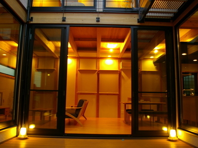 空を感じる家のサムネイル