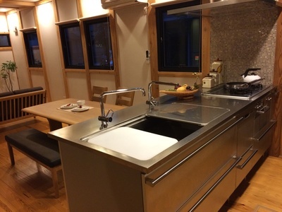 空を感じる家のサムネイル