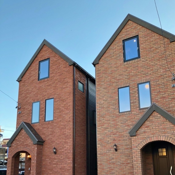 【名古屋市熱田区：レトロ感あふれる3階建ての家】