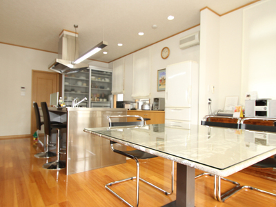 プールのある家のサムネイル