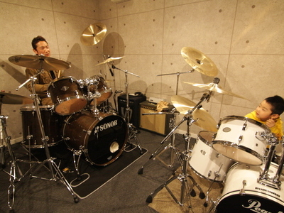 ドラムを叩ける防音室のある家のサムネイル