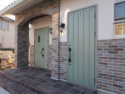 自然素材のかわいい家のサムネイル