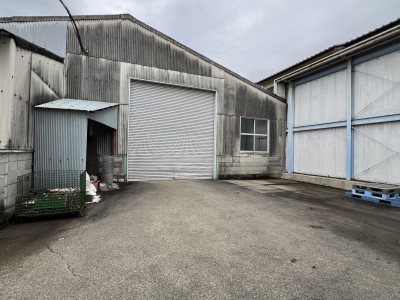 岐阜県関市千疋売倉庫のサムネイル