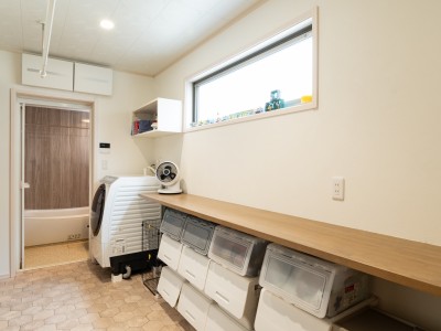 家族と過ごすゆとりある住まいのサムネイル