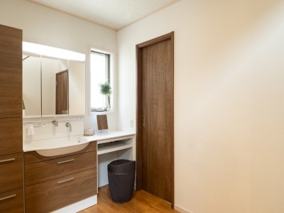 家族と過ごすゆとりある住まいのサムネイル