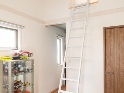 家族と過ごすゆとりある住まいのサムネイル