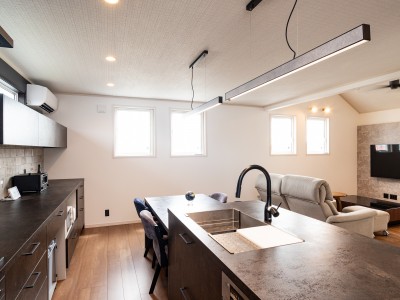 ゆったりすごす家族時間のサムネイル